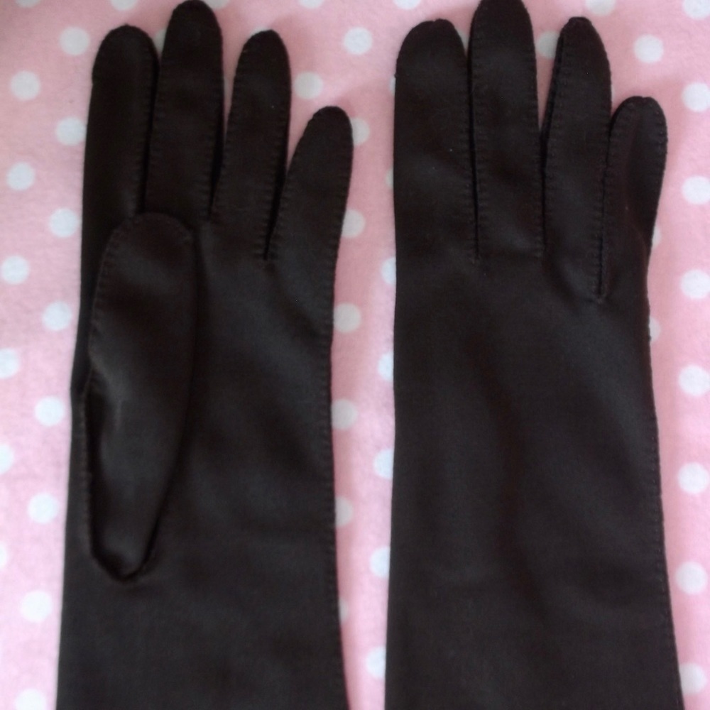 Vtg 1940’s “Saks Fifth Avenue” Brown beaded gloves - Picture 6 of 7
